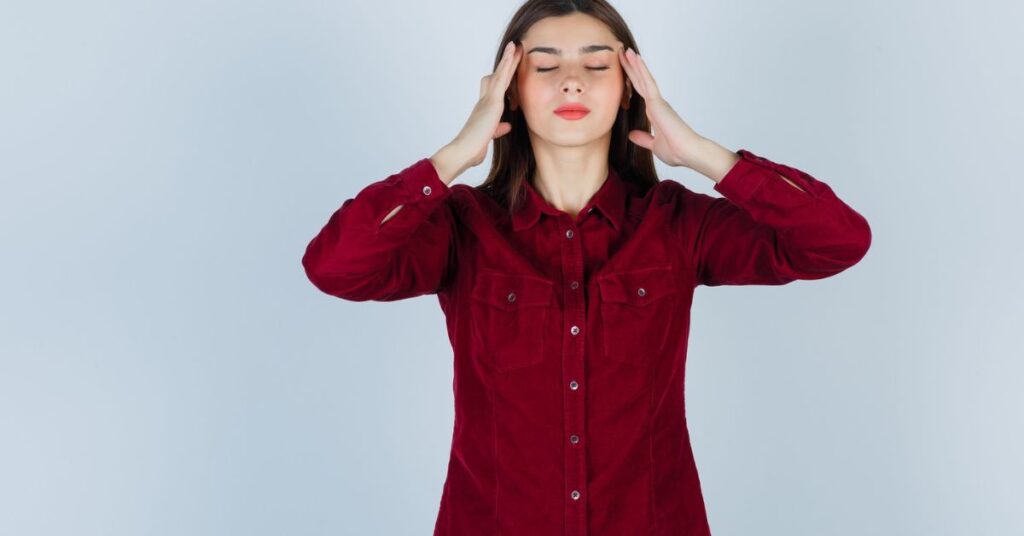 neurosurgeon in Indore evaluating nerve-related symptoms like numbness and dizziness